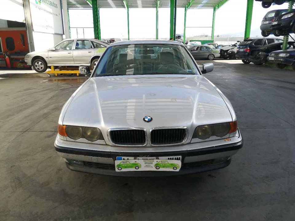 BMW SERIE 7 (E38) 730d Automático  3.0 24V Turbodiesel CAT (184 CV) |   09.98 - 12.00_img_4